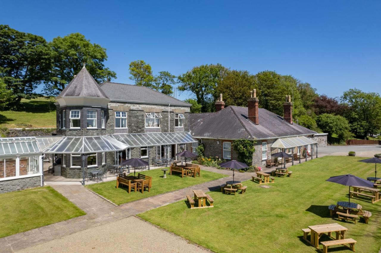 Broadway House Bed & Breakfast Laugharne Exterior photo