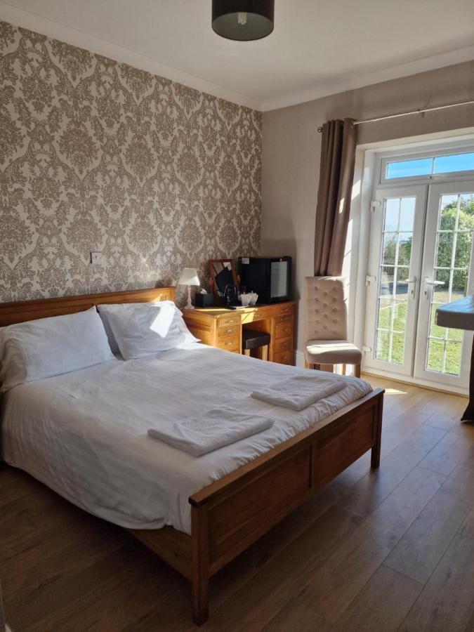 Broadway House Bed & Breakfast Laugharne Exterior photo